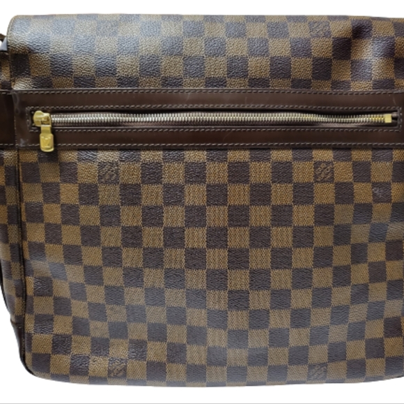 Louis Vuitton - Picture 7 of 16